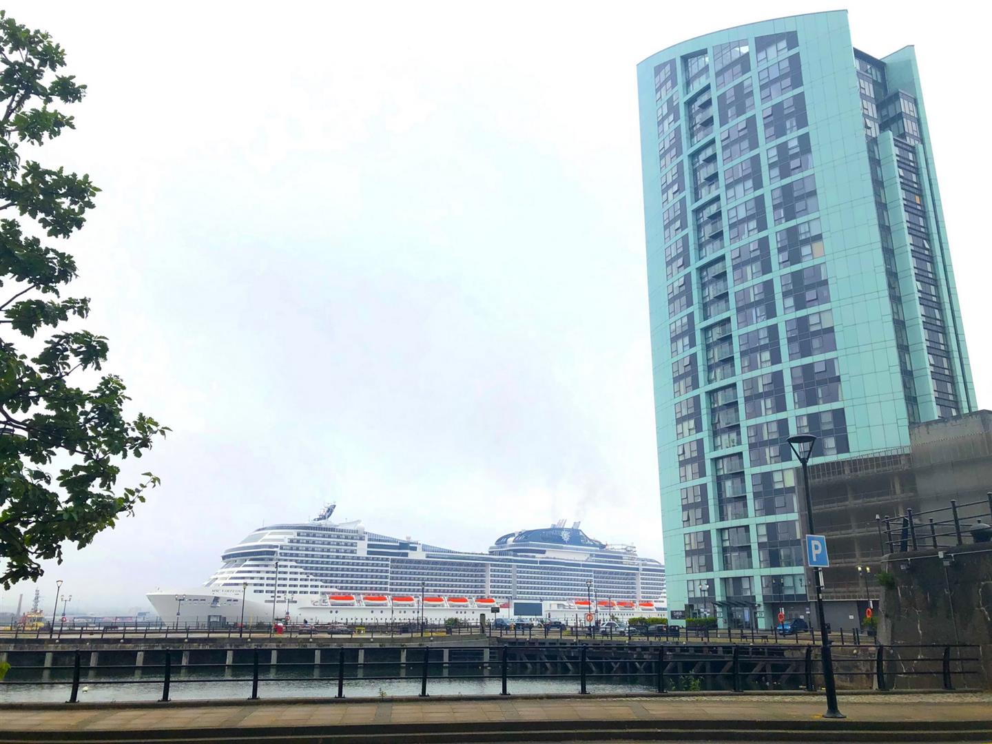 2 bed property in Alexandra Tower, Liverpool
